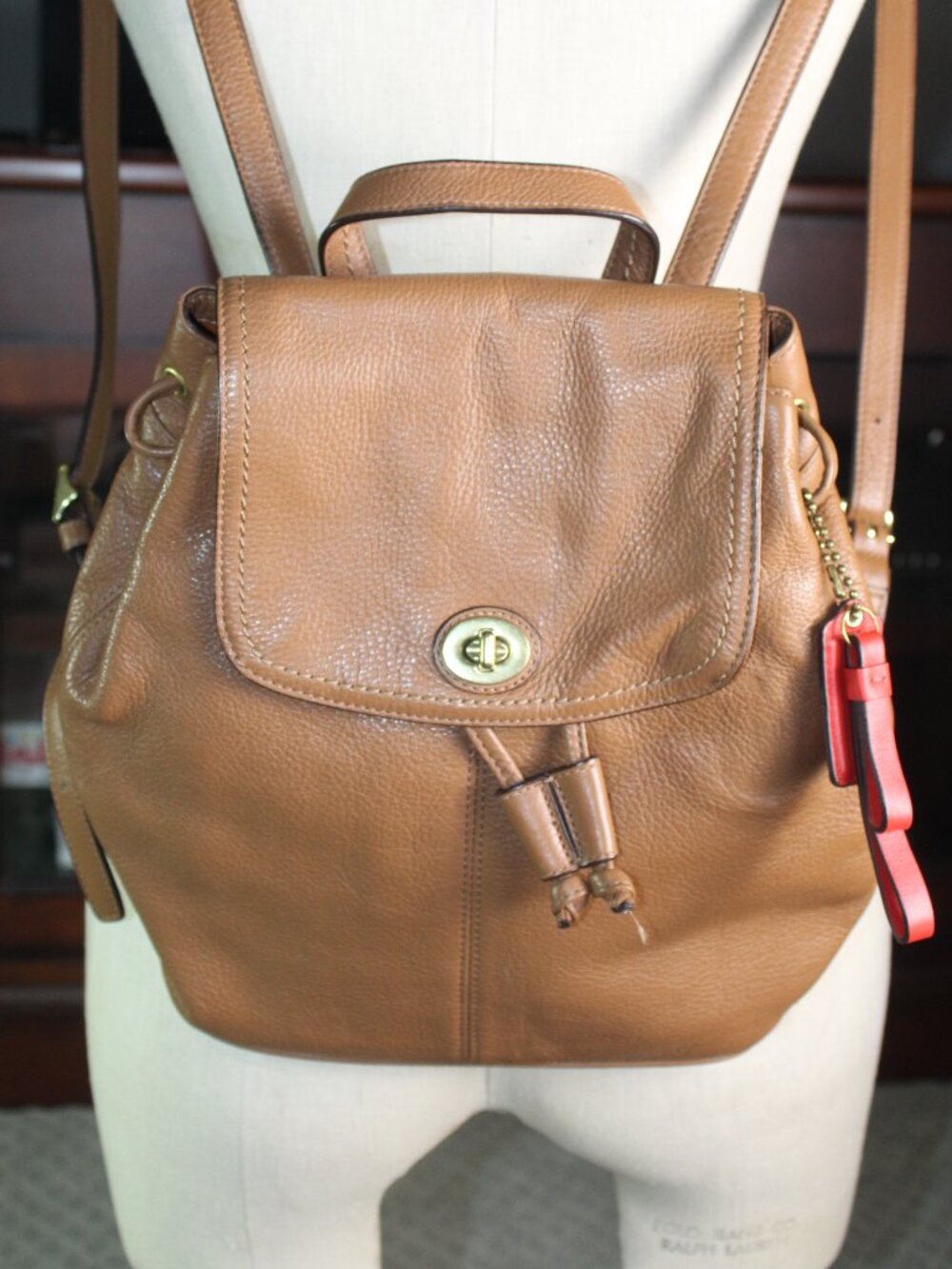 COACH Tan Pebble Leather Drawstring Turnlock Backpack H1373 w Red Tag w COA
